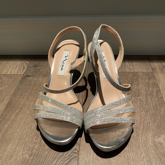 Brand new Nina shoes - Picture 1 of 5